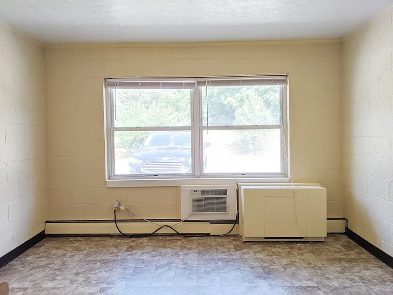 Park North Apartments — Photo 7