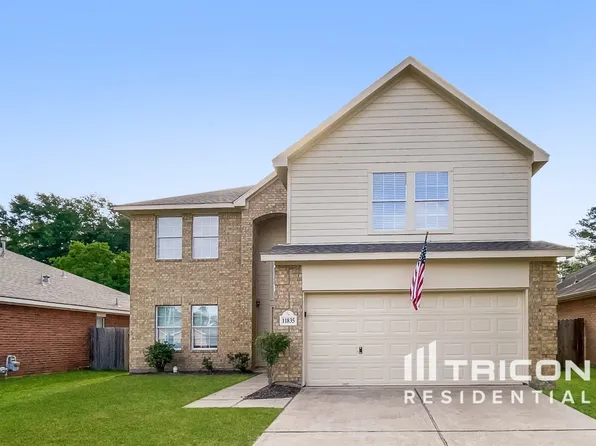 11835 Belle Ct, Pinehurst, TX 77362