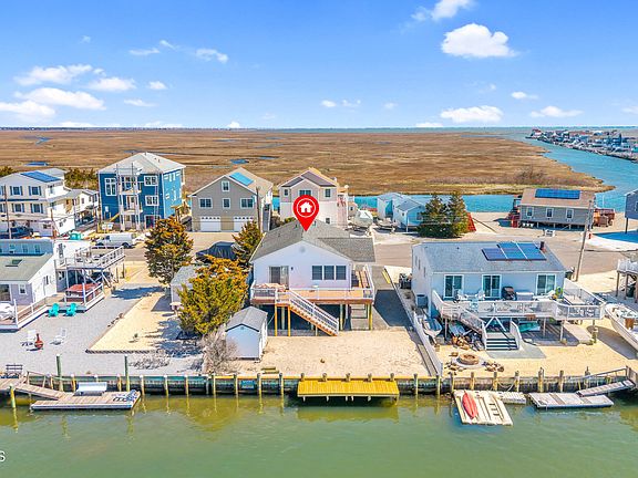 2nd image of 468 Anchor Road