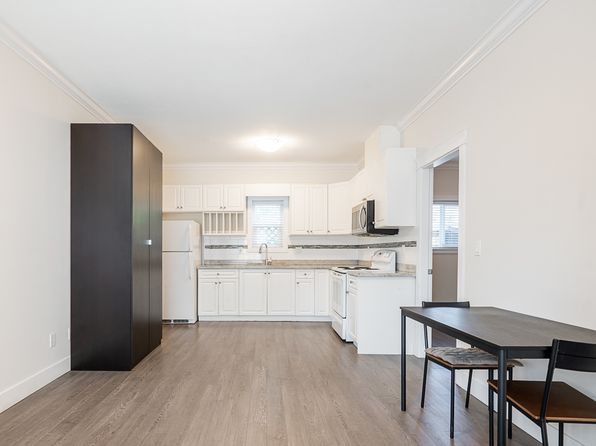 2 bedroom rental in Richmond — photo 11