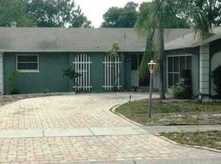 1108 Carlton Rd, Tarpon Springs, FL 34689