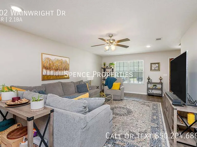 202 Wainwright Dr — Photo 11