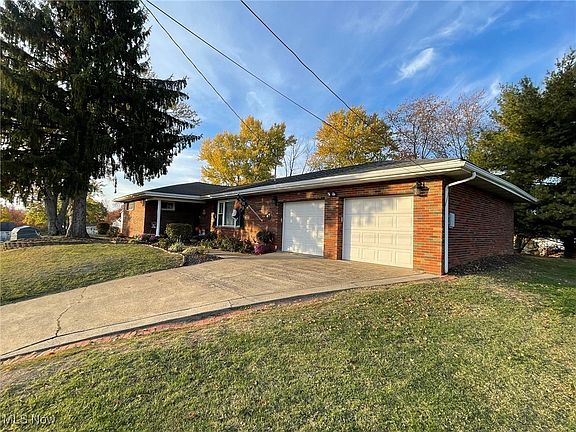 2nd image of 1811 Mount Vernon Cir