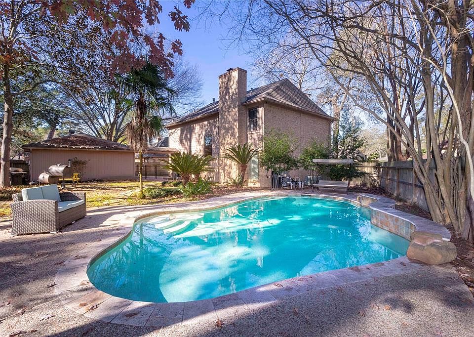 1st image of 4018 Valley Haven Dr