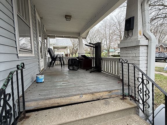 3rd image of 1245 Sedgwick St