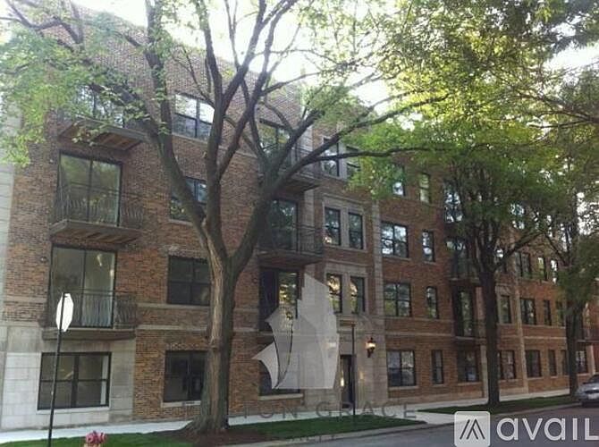 1st image of 4759 N Maplewood Ave APT 402
