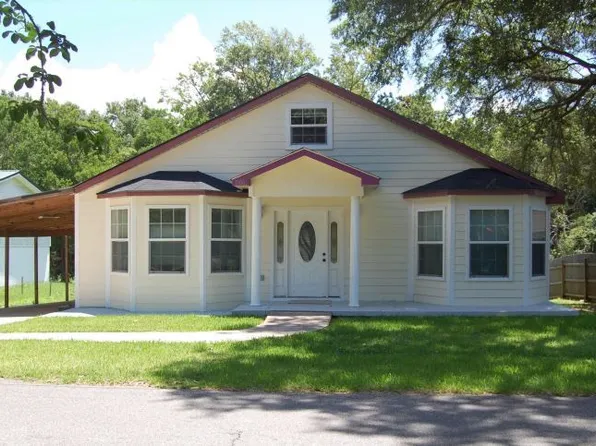 1106 Resca De La Palma St, Pascagoula, MS 39567