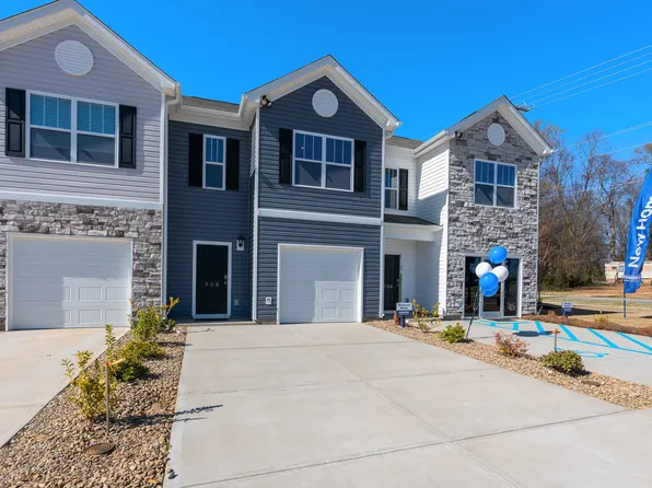 786 Embark Cir, Greer, SC 29651