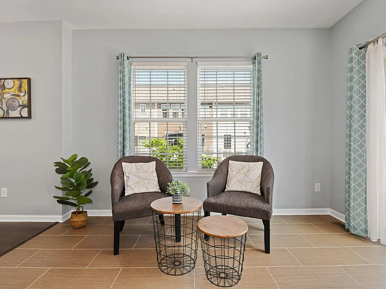 44 Truman Dr — Photo 17