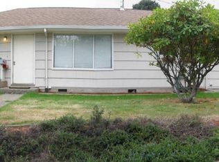 1195 N 8th St, Coos Bay, OR