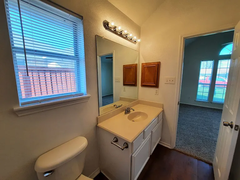 1016 Glenhaven Dr — Photo 17