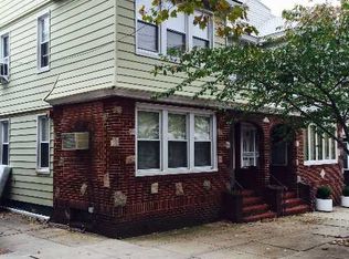 7860 85th St, Ridgewood, NY 11385