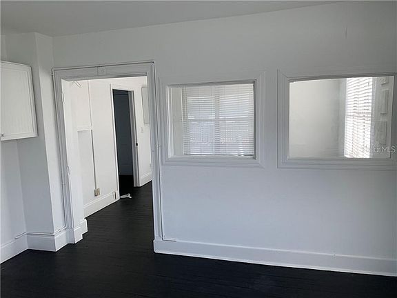 3rd image of 430 S Central Ave #203