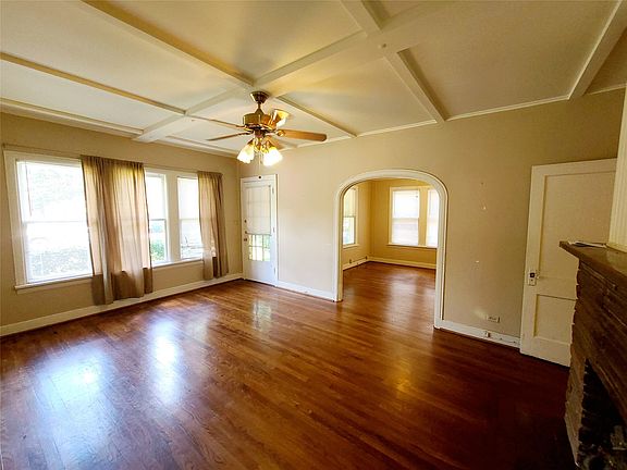4th image of 6200-6202 Goliad Ave
