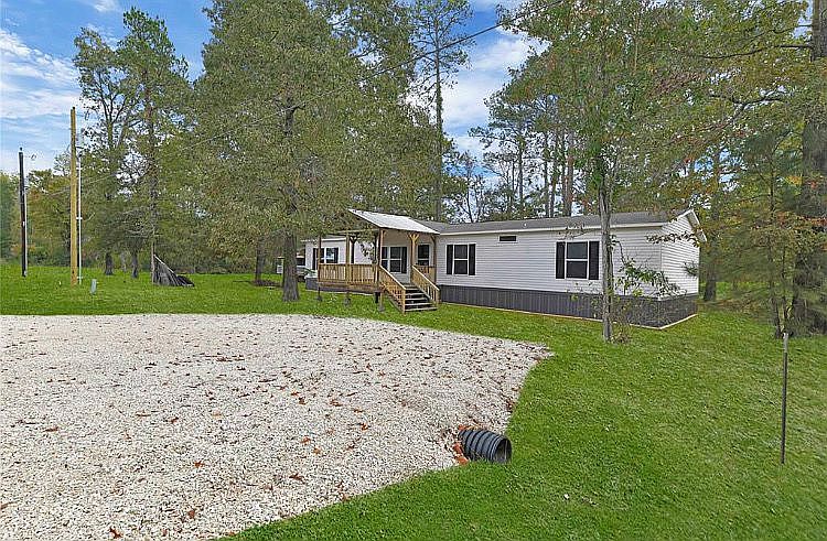2nd image of 181 Saint Lucia Ln