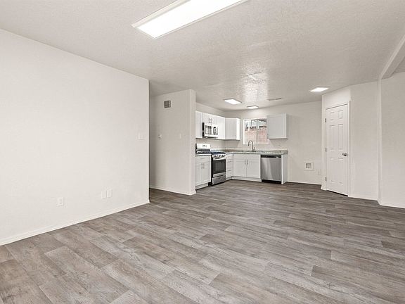 3rd image of 417 2nd St SW