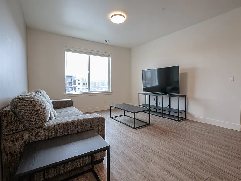 Eden Apartments — Photo 74
