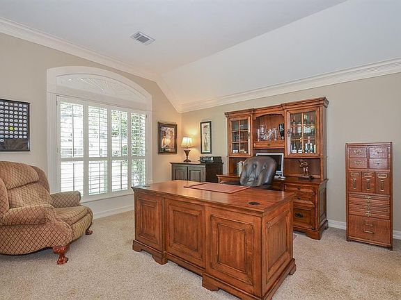 5th image of 7719 Northwoods Dr
