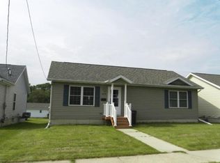 320 Madison St, Waterloo, IA 50703