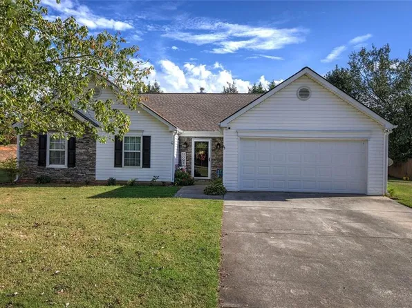 11 Burch Ln NW, Cartersville, GA 30120