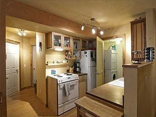 4th image of 1465 Park Ave #104