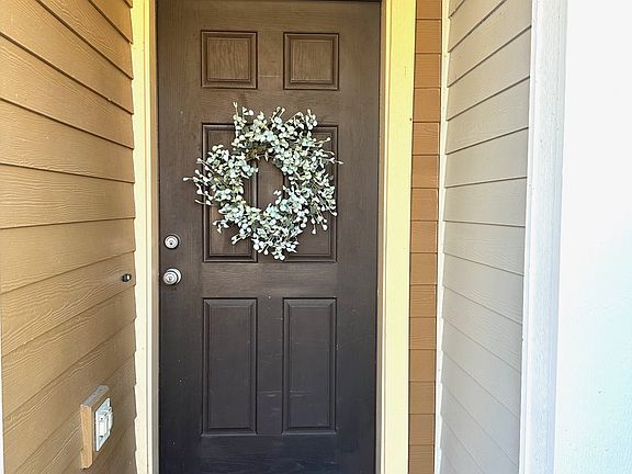 2nd image of 17068 SW Pleasanton Ln