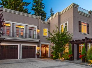 9820 NE 16th St, Bellevue, WA 98004