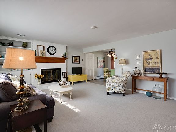 4th image of 3847 Gardenview Pl
