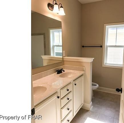 5th image of 74 Glen Bend Ct