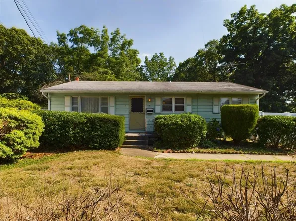 104 Bennett Avenue, Roosevelt, NY 11575