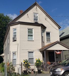 58 Clare St, Lowell, MA, 01854