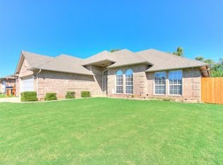 8205 NW 84th St, Oklahoma City, OK 73132