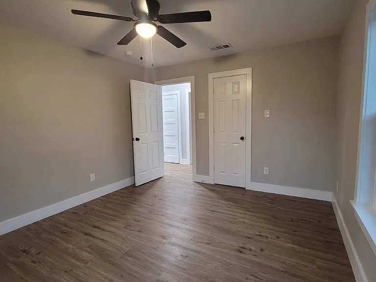 509 Medill St — Photo 21