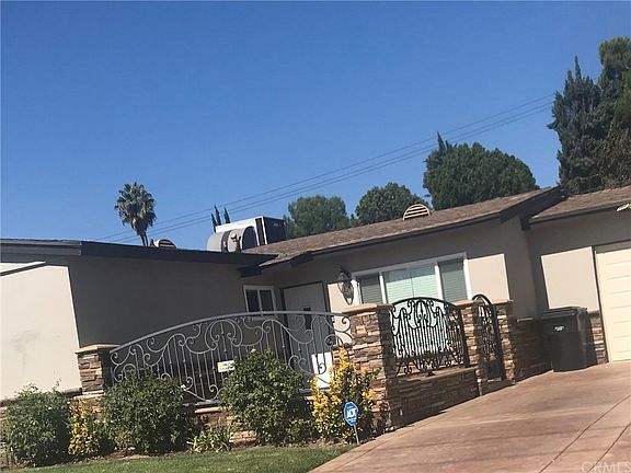4th image of 25456 Eureka St