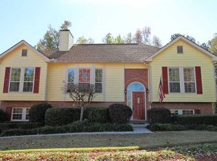6527 Parkland Pl, Flowery Branch, GA 30542
