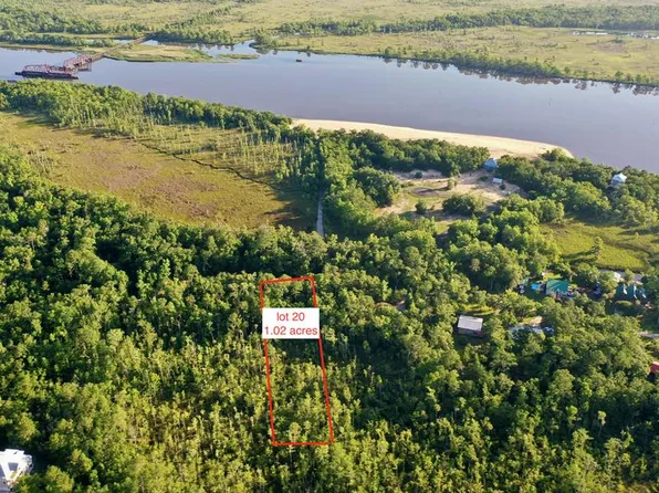 163 Sand Bar Rd, Apalachicola, FL 32320