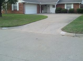 7621 NW 27th St, Bethany, OK 73008