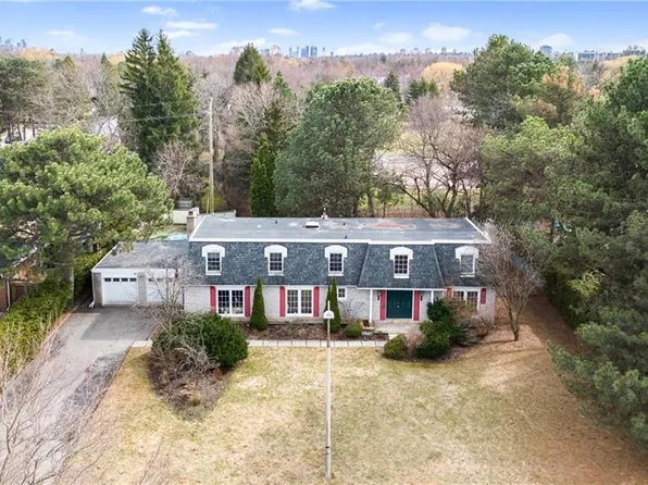 31 Daffodil Ave, Markham, ON L3T 1N3