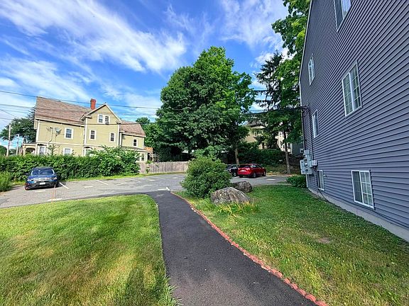 3rd image of 1 19th St APT 3