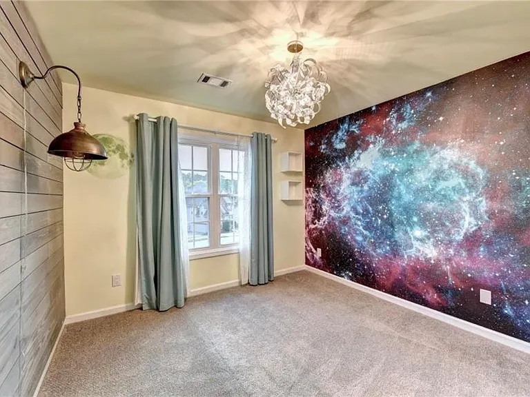410 Ruby Forest Pkwy — Photo 18