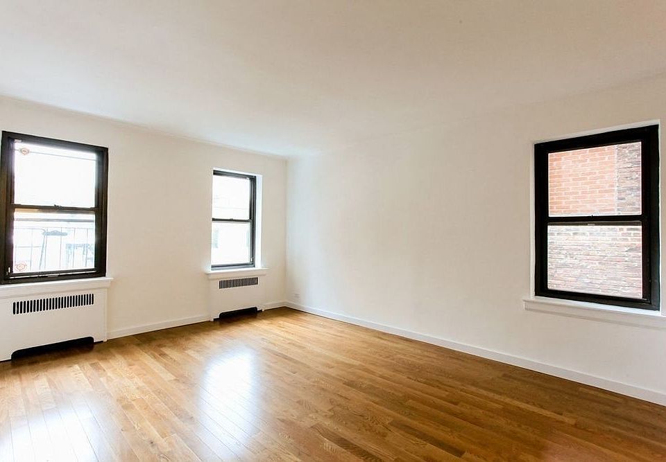 1st image of 115 E 72nd St #2C1