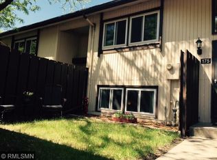 175 River Woods Ln, Burnsville, MN 55337