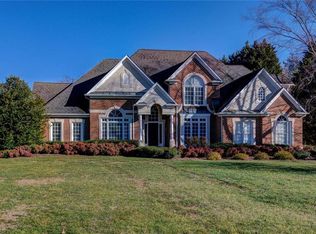 6012 Morganshire Dr, Summerfield, NC 27358