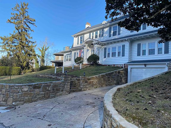 2nd image of 3 Willow Glen Rd