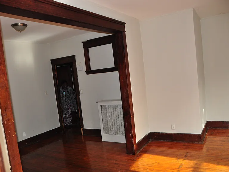 7 Teunis St #2 — Photo 7