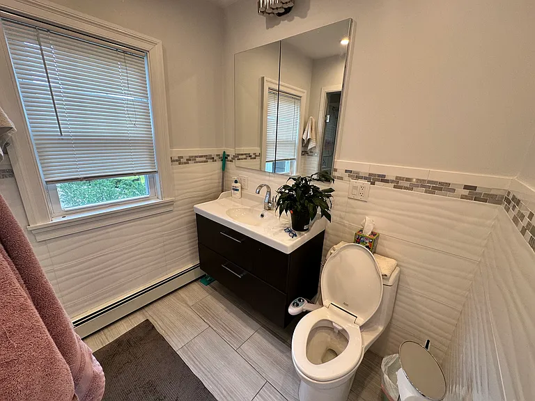 112 Warren St #LOWER LEVEL — Photo 9