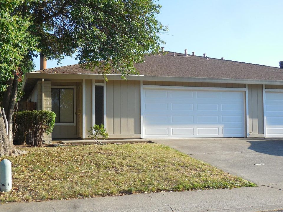1st image of 5946 Bourbon Dr