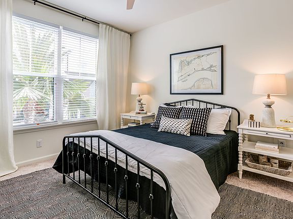 5th image of 40 Brisa Ave #3201