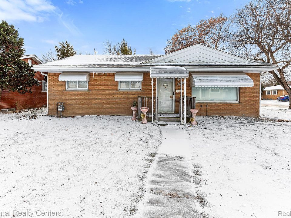 1st image of 20863 Brooklawn Dr