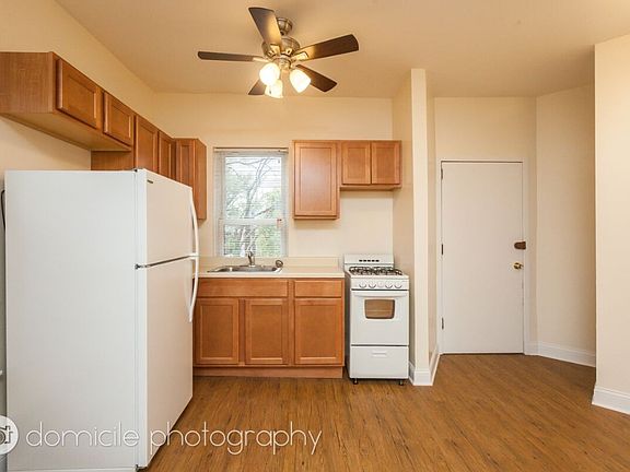 2nd image of 2510 N Lincoln Ave #3
